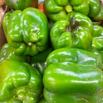 Fresh Green Pepper (ea)
